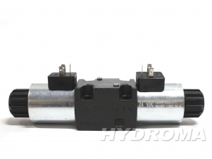 DIRECTIONAL CONTROL VALVE WITH DAMPING