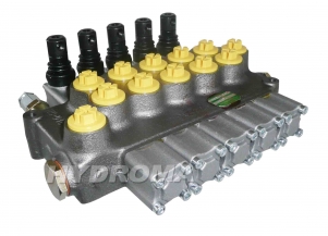 DIRECTIONAL CONTROL VALVE - MANUALLY OPERATED